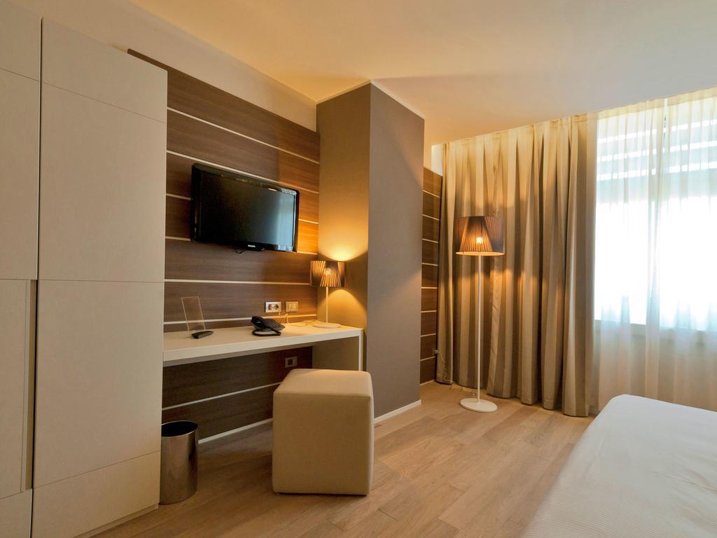 Hotel Glamour Bassano del Grappa Exterior foto